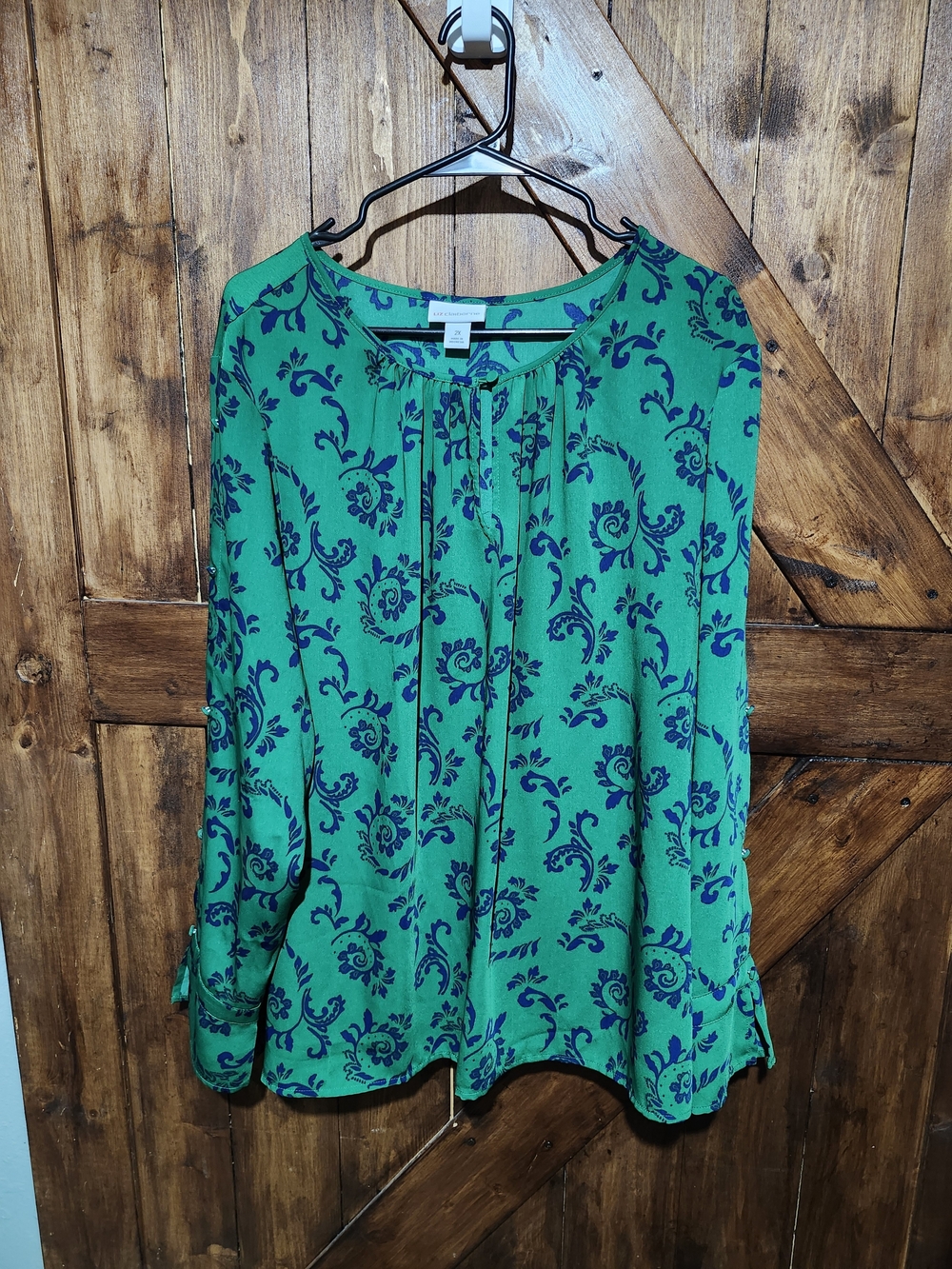 Liz Claiborne Green Blouse with Navy Floral Print